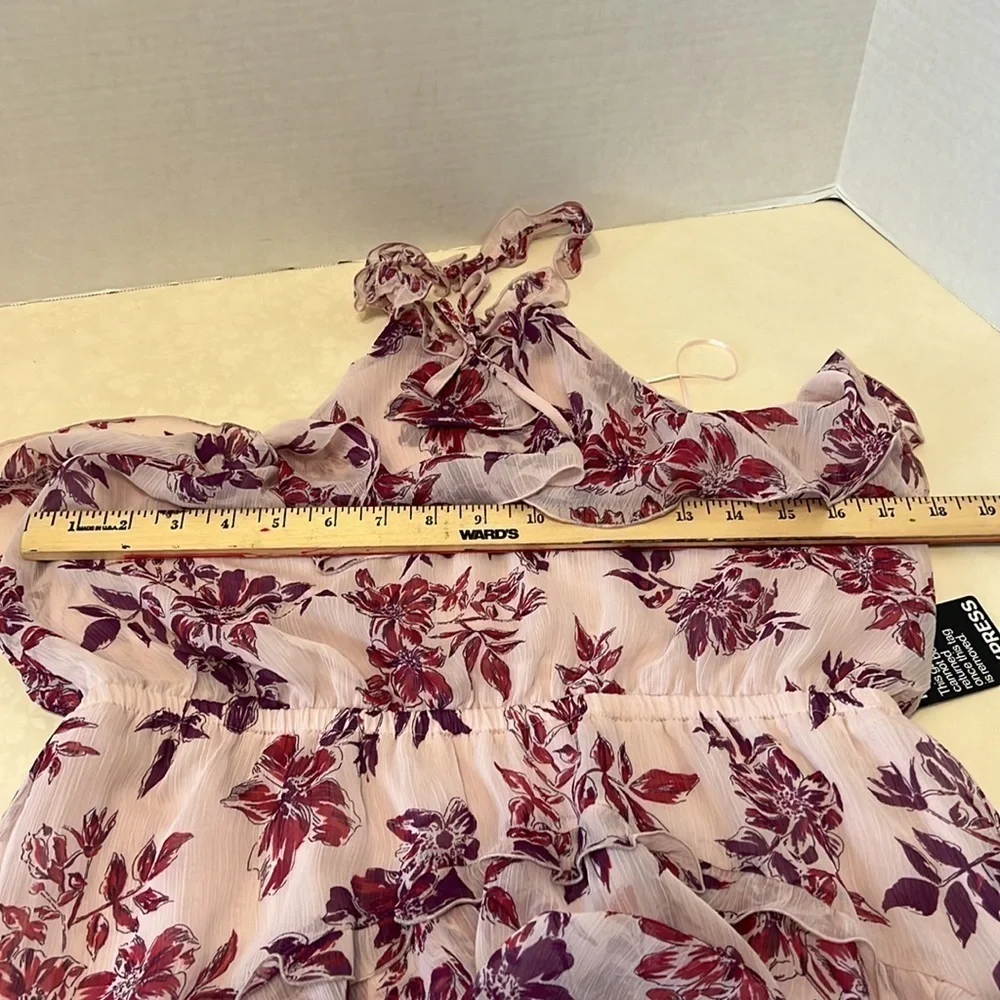 Express halter layered dress. Floral. Size L - Picture 9 of 11